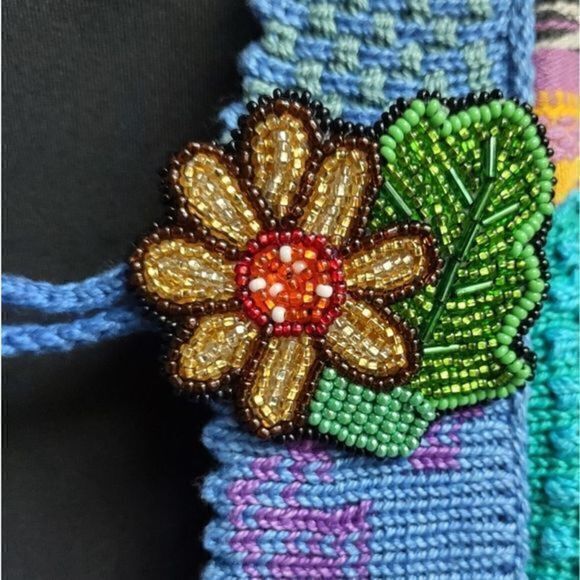 Vintage‎ Veranda Wear Guatemalan Knit Cardigan with Needlework Embroidery Sz M - Picture 3 of 12